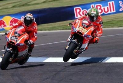 Valentino Rossi sorride, Ducati fa sorridere