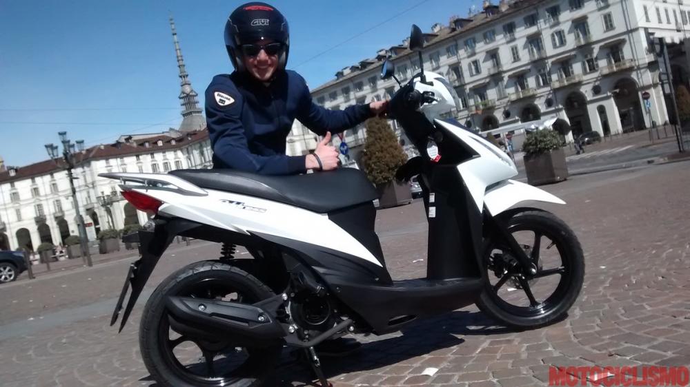 Suzuki Address 110 2015 Il Test Di Motociclismo Motociclismo