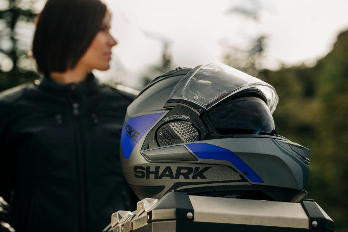 Evo Gt The New Modular Helmet By Shark Ruetir