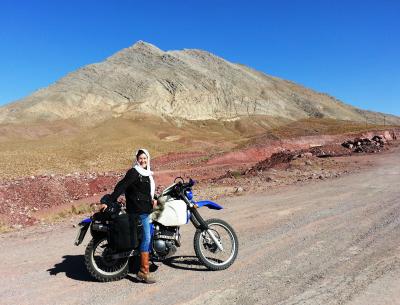 Lois Pryce: l'Iran in moto visto da una delle scrittrici di viaggio più brave al mondo, puntata 2