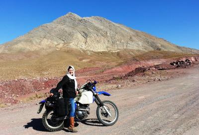 Lois Pryce: l'Iran in moto visto da una delle scrittrici di viaggio più brave al mondo, puntata 2