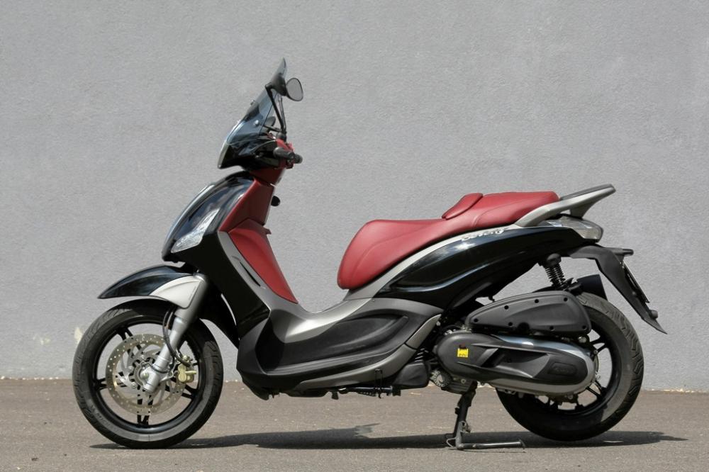 https://www.motociclismo.it/files/galleries/4/2/5/4256/B_piaggio%20beverly%20sport%20touring%20350%20ie%20abss%20(2).JPG