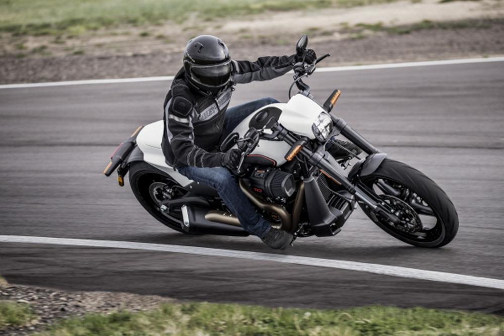 Novit  Harley  Davidson  2019  per la gamma CVO Touring e 